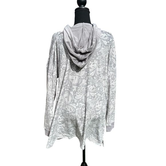 NWT Women’s gray and white hooded soft, sweatshirt by Simply Vera Wang size XL - Picture 4 of 5